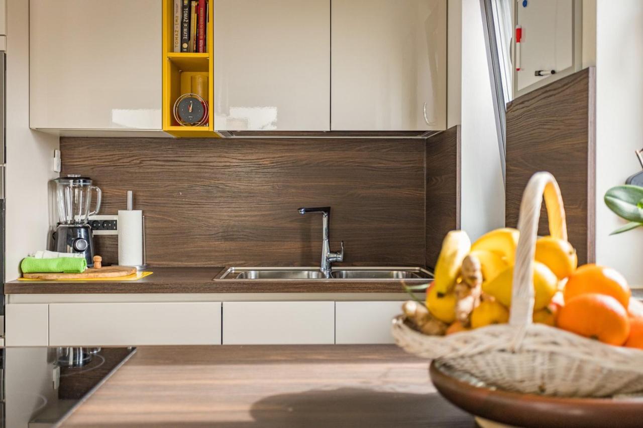 Apartments Bijou With Big Private Garden Near Umag Vilanija Luaran gambar